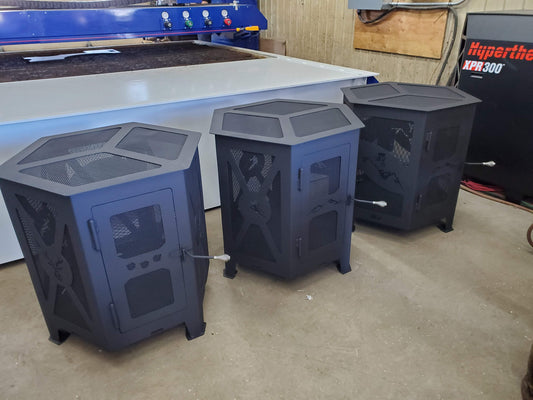 Pourquoi les Foyers Extérieurs en Acier Rouillent (et Comment Prolonger leur Durée de Vie)